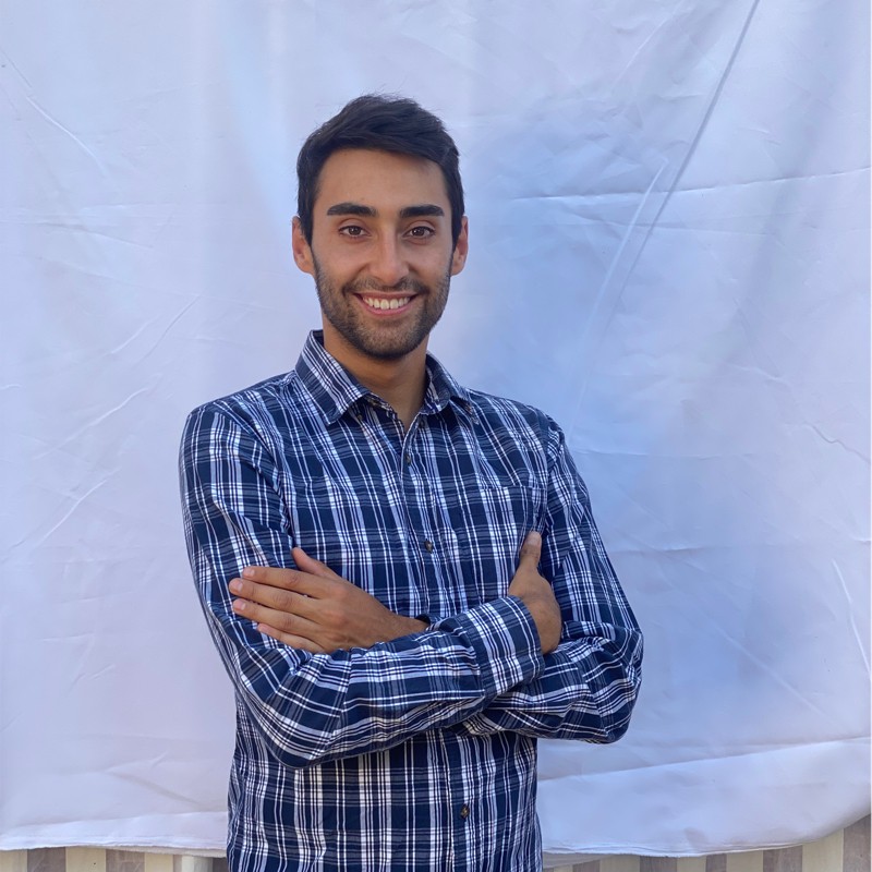 Horacio de la Fuente, Ingeniero Comercial, Magister Marketing
